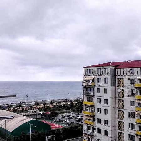 Apartment Rusudan バトゥーミ エクステリア 写真