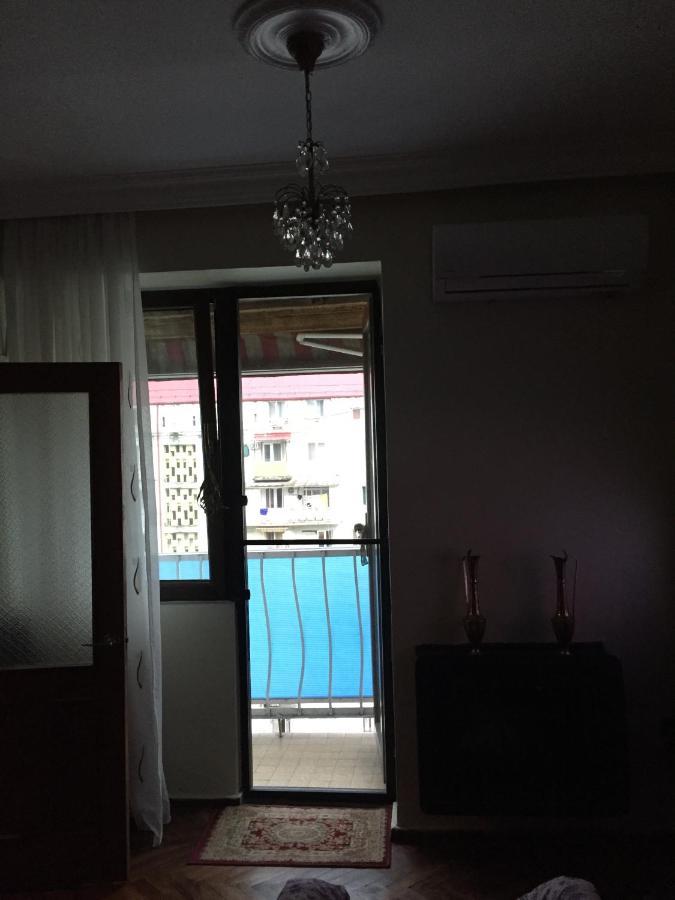 Apartment Rusudan バトゥーミ エクステリア 写真
