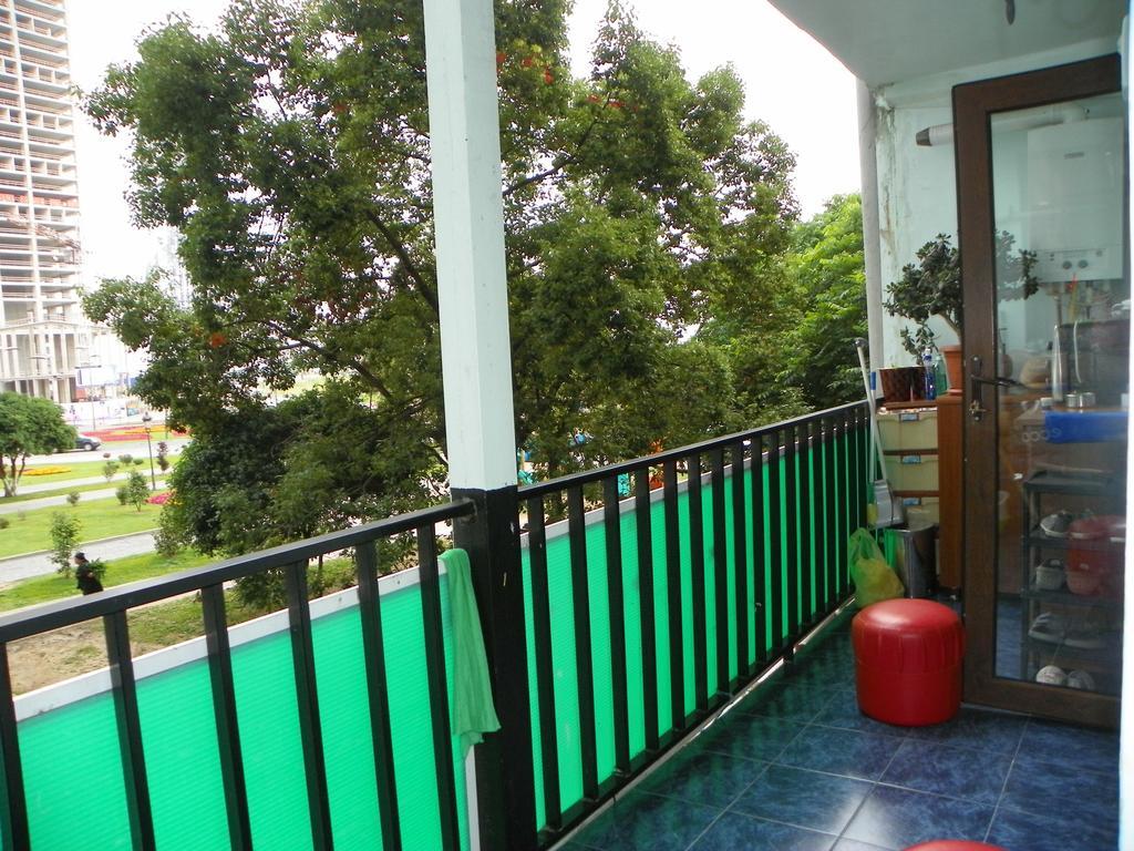Apartment Rusudan バトゥーミ 部屋 写真