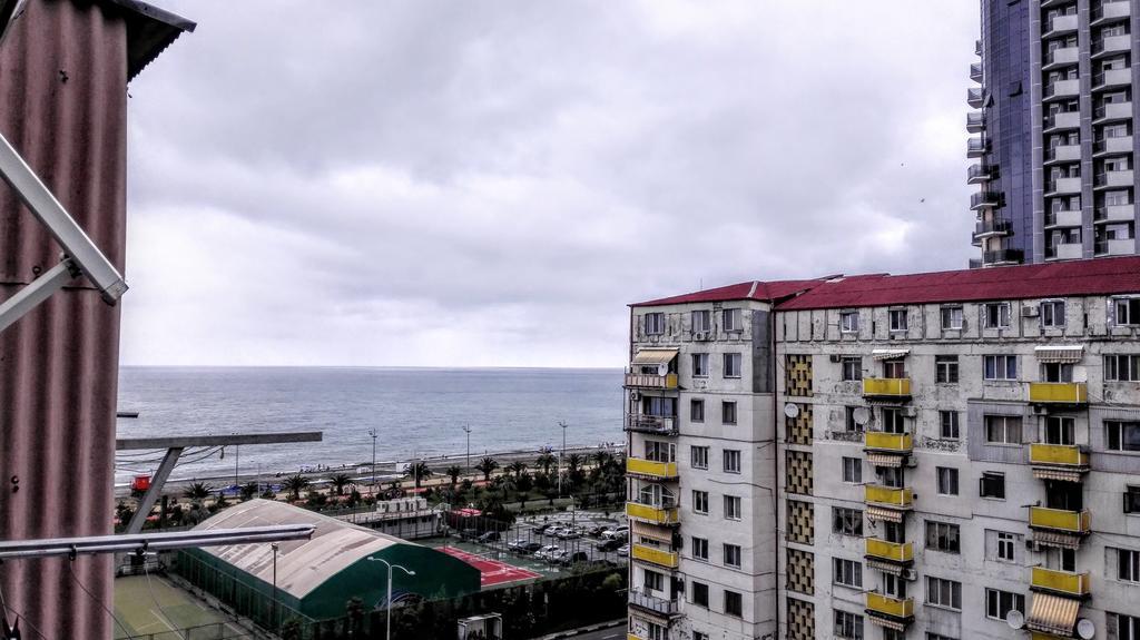 Apartment Rusudan バトゥーミ エクステリア 写真