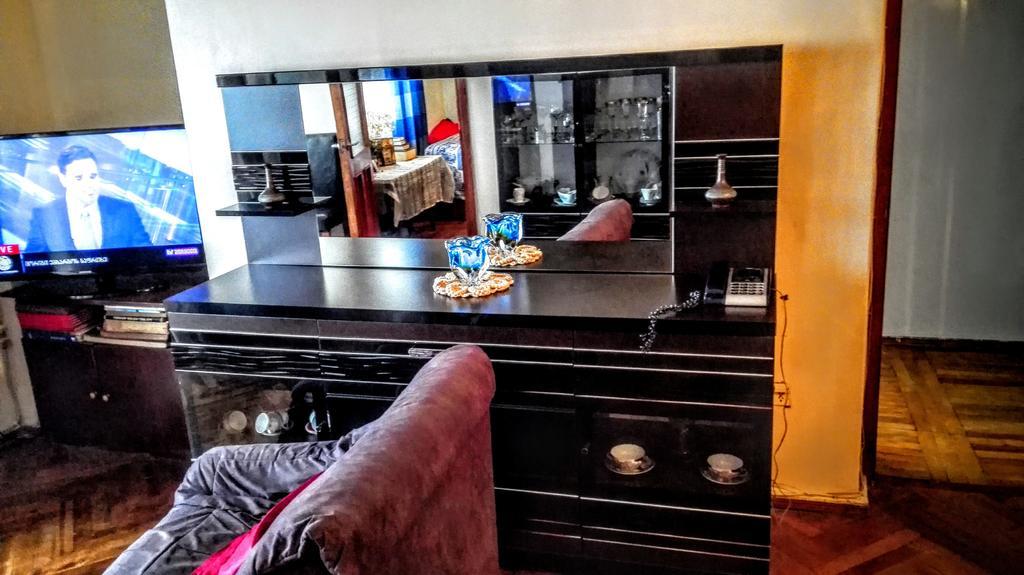 Apartment Rusudan バトゥーミ エクステリア 写真