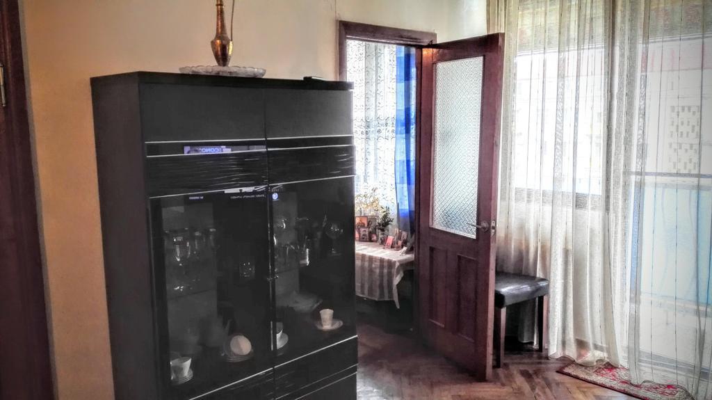 Apartment Rusudan バトゥーミ エクステリア 写真